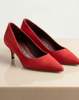 Decolletè classico in camoscio rosso con tacco stiletto 30 mm
