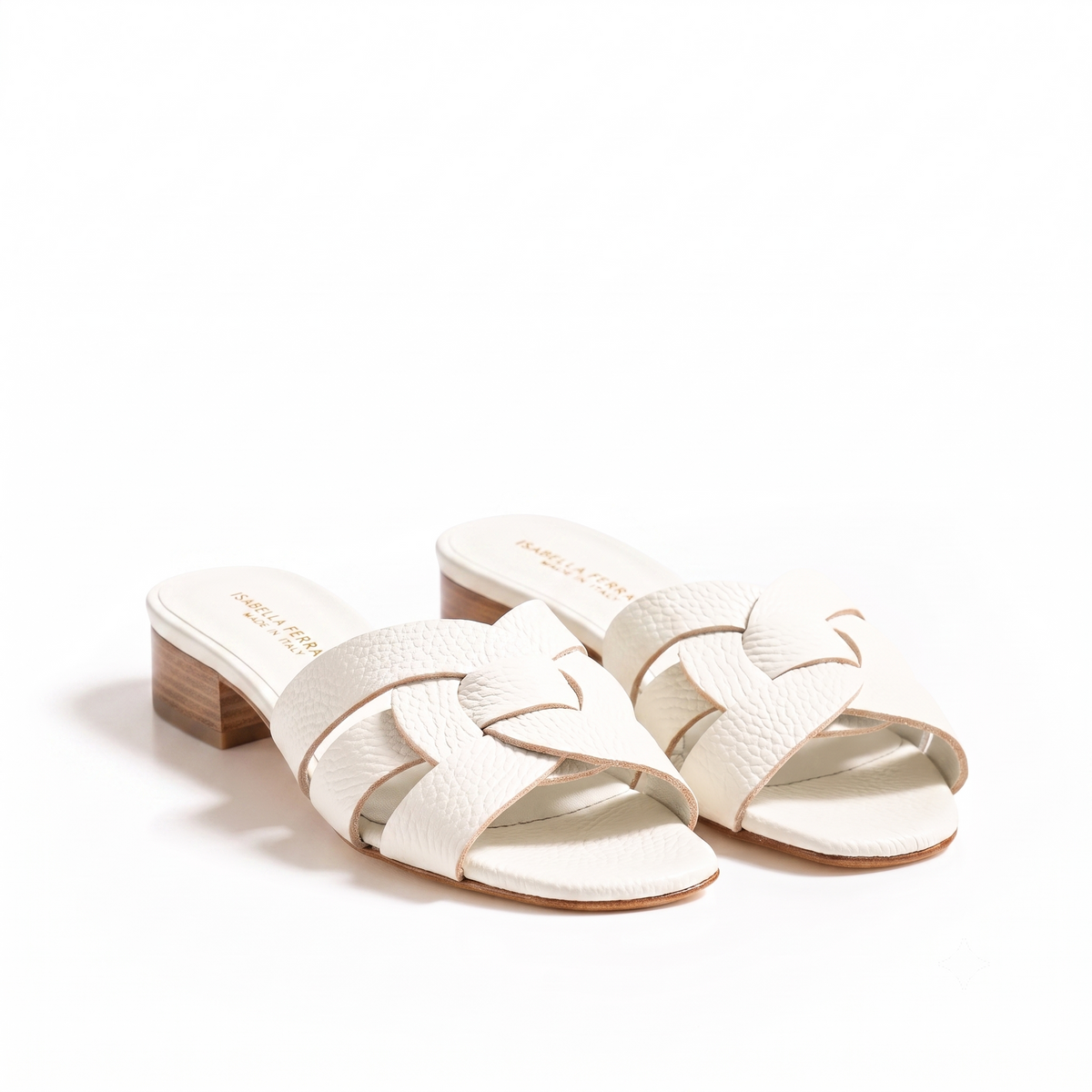 Sandali Isabella Ferrante Procida in pelle bottalata off white con tacco da 30 mm, altra angolazione