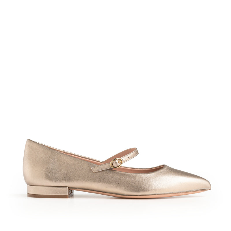 Ballerina with sky satin strap, fudge lining, pointed toe, 2cm heel