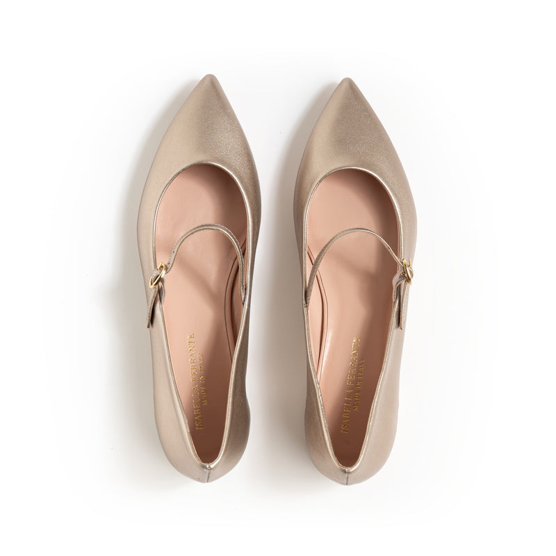 Ballerina with sky satin strap, fudge lining, pointed toe, 2cm heel