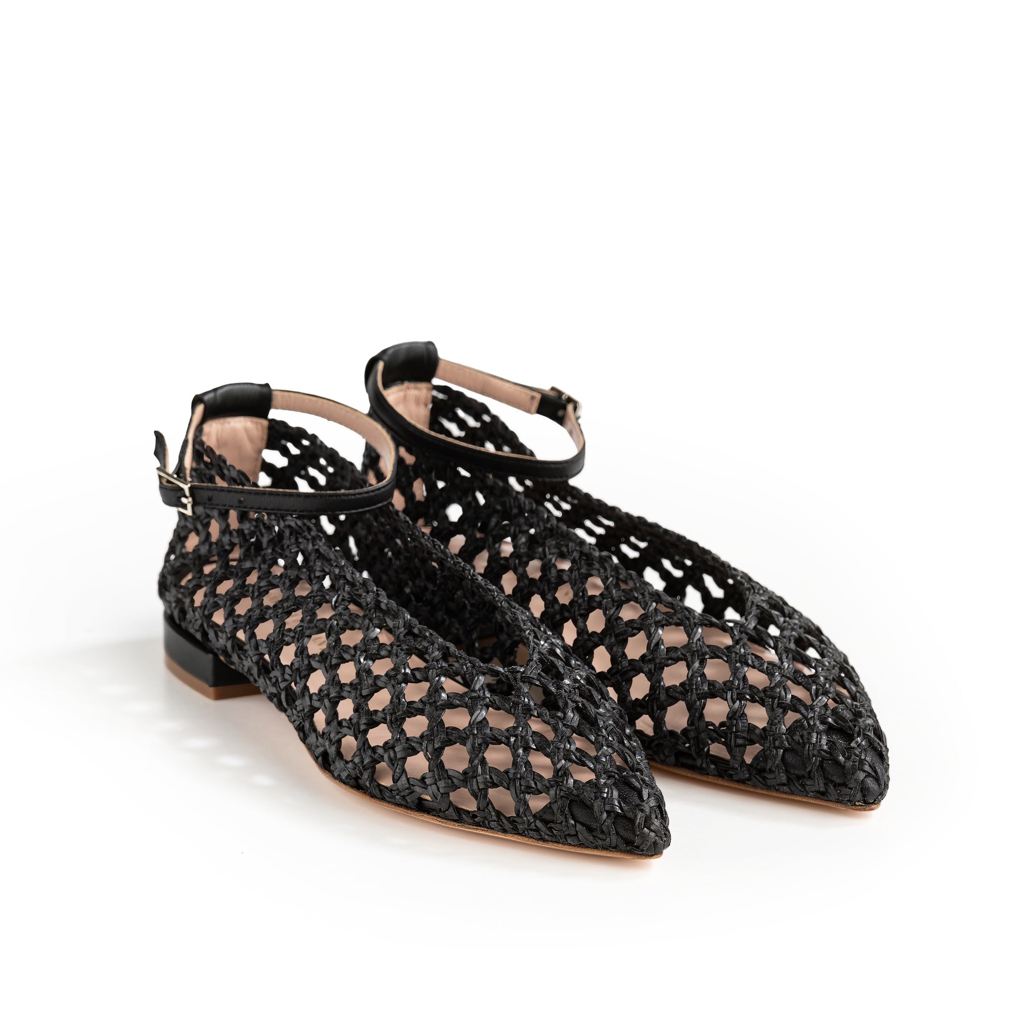 Ballerina with sky satin strap, fudge lining, pointed toe, 2cm heel