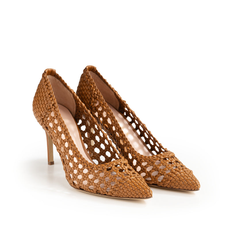Classic décolleté in ochre suede and matching lining with 70 mm stiletto heel