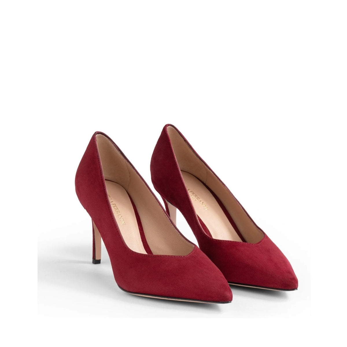 Paio di décolleté Isabella Ferrante Chiaia in camoscio bordò di tre quarti, scollatura libera e stiletto 70 mm