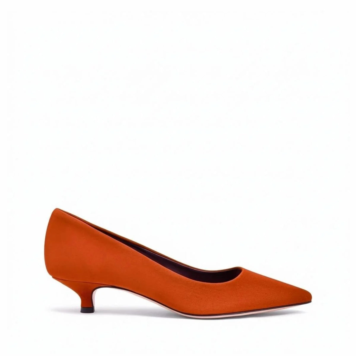 Décolleté Isabella Ferrante Petraio in camoscio color mattone con tacco a stiletto da 30mm e punta sfilata
