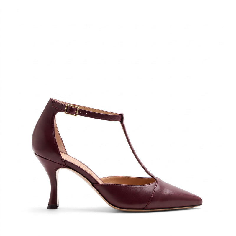 Scarpe T-bar Isabella Ferrante in nappa bordeaux con tacco a rocchetto da 70mm e fibbia dorata, vista laterale